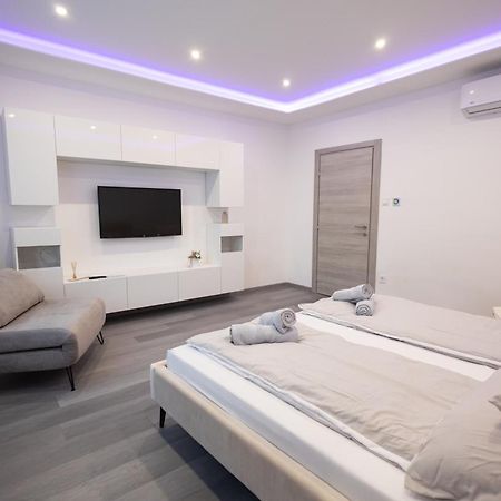 Fonix Apartman Debrecen Kültér fotó