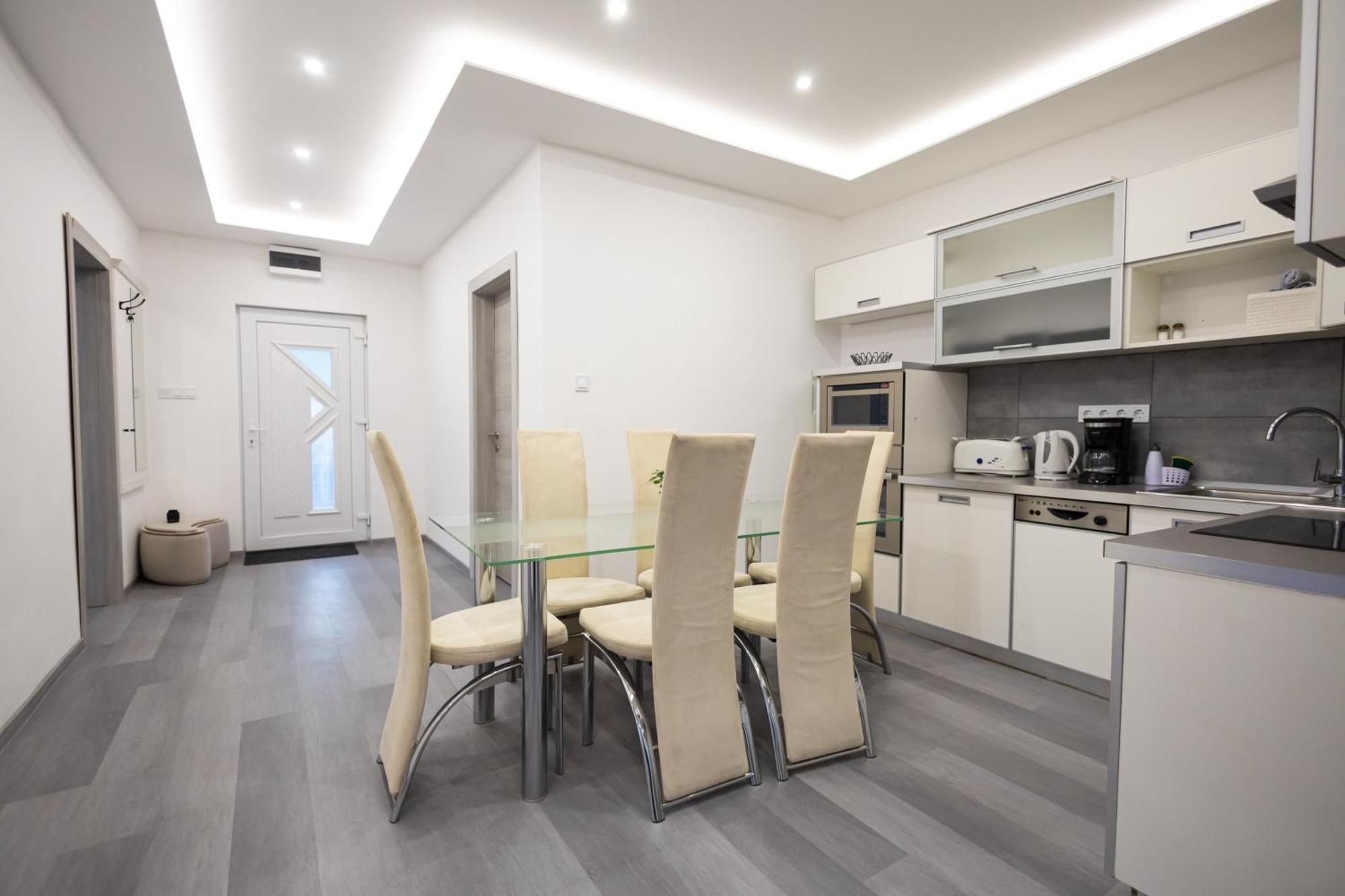 Fonix Apartman Debrecen Kültér fotó